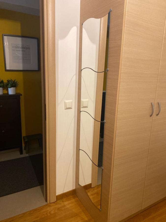 Little John Luxury Apartment Piräus Exterior foto