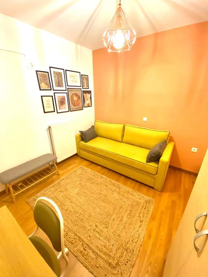 Little John Luxury Apartment Piräus Exterior foto
